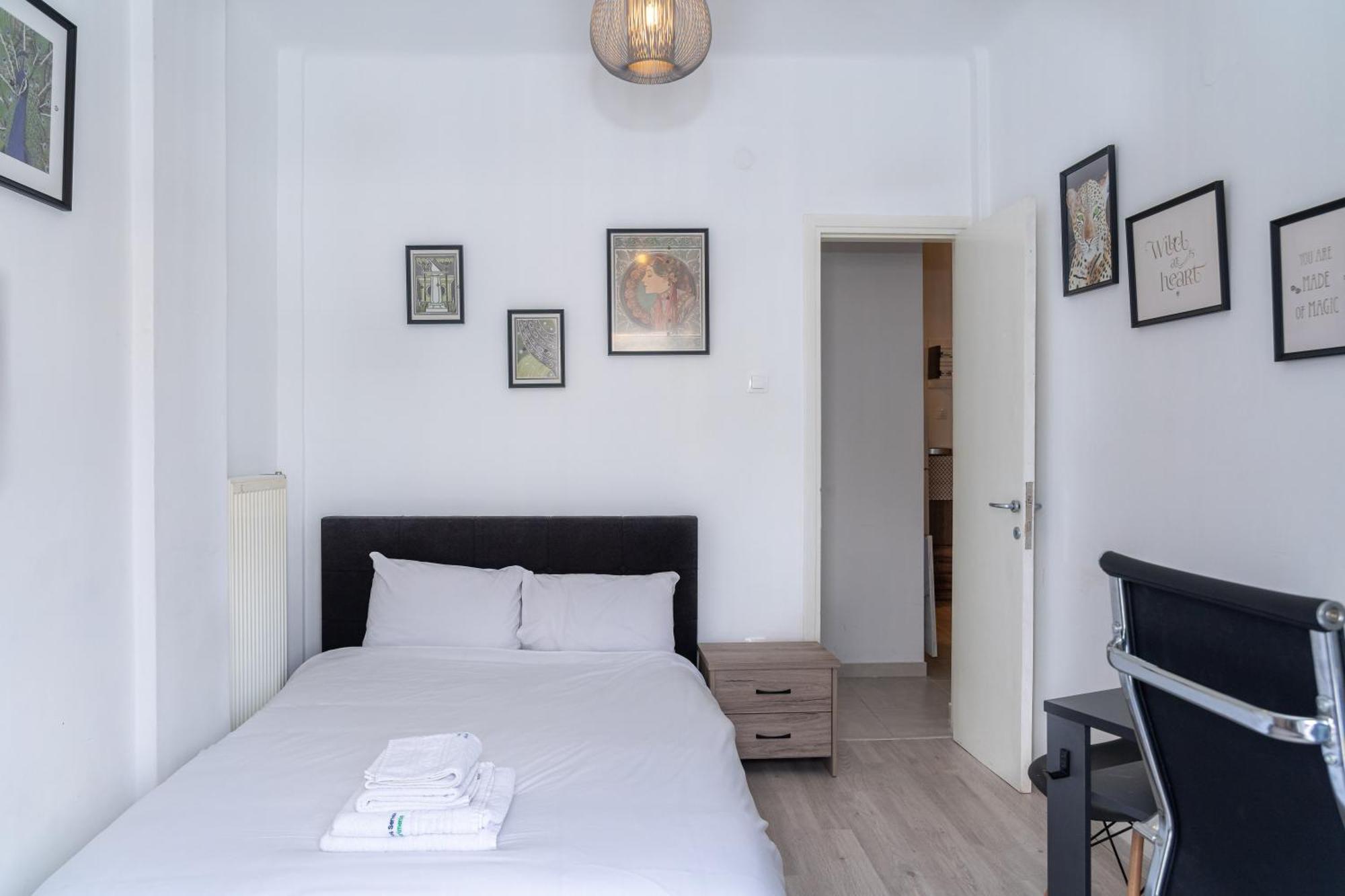 Appartamento Kosmos Service Near Turkish Consulat And Saint Dimitrious Church With Additional Cost Parking