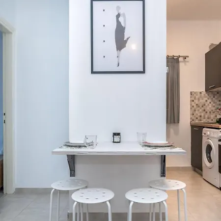 Kosmos Service Apartment Near Turkish Consulat And Saint Dimitrious Church With Additional Cost Parking Thessaloniki Exterior photo