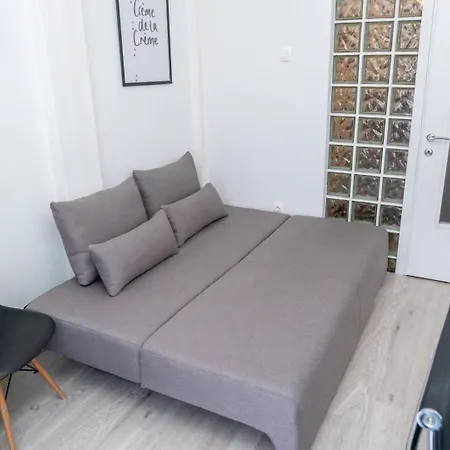 Kosmos Service Apartment Near Turkish Consulat And Saint Dimitrious Church With Additional Cost Parking Thessaloniki Exterior photo