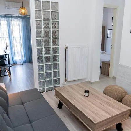 Kosmos Service Apartment Near Turkish Consulat And Saint Dimitrious Church With Additional Cost Parking Thessaloniki Exterior photo