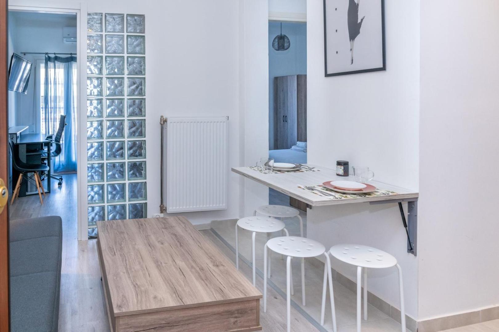 Kosmos Service Near Turkish Consulat And Saint Dimitrious Church With Additional Cost Parking Apartmán Soluň