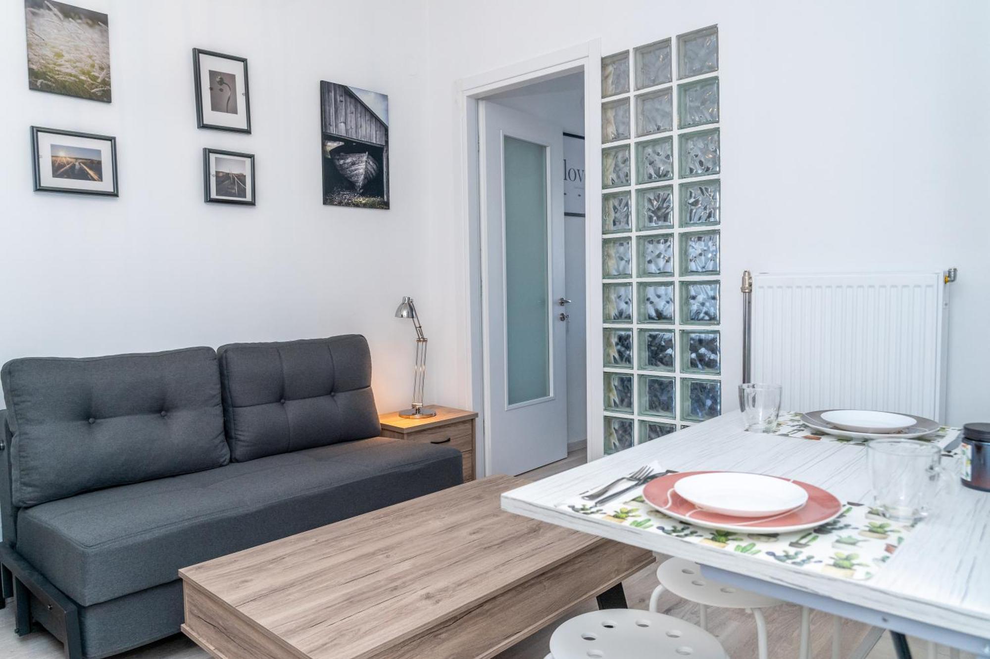 Apartmán Kosmos Service Near Turkish Consulat And Saint Dimitrious Church With Additional Cost Parking *