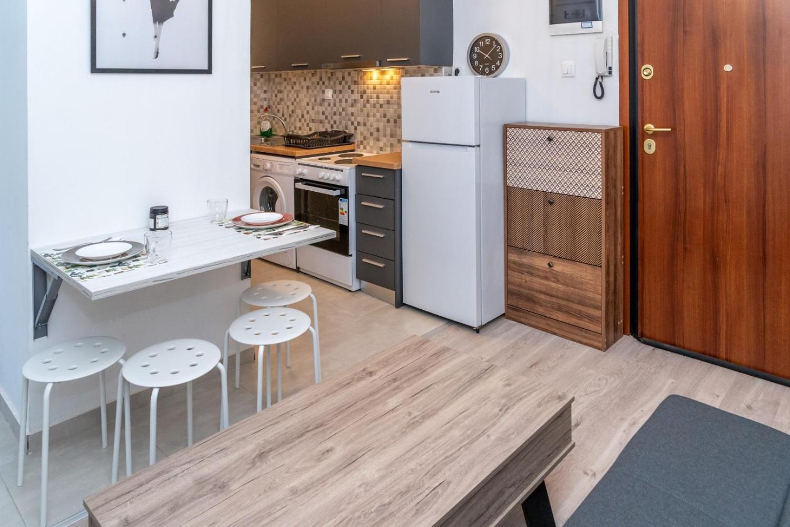 Kosmos Service Near Turkish Consulat And Saint Dimitrious Church With Additional Cost Parking Apartmán Soluň